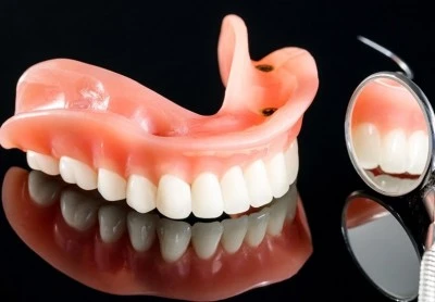 Incomodado com a perda dos seus dentes e agora? O que fazer? Protocolo Dental ou Dentadura?